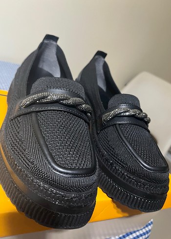 Yüksek Topuklu Siyah Yılan Desenli Kadın Loafer - Görsel 5