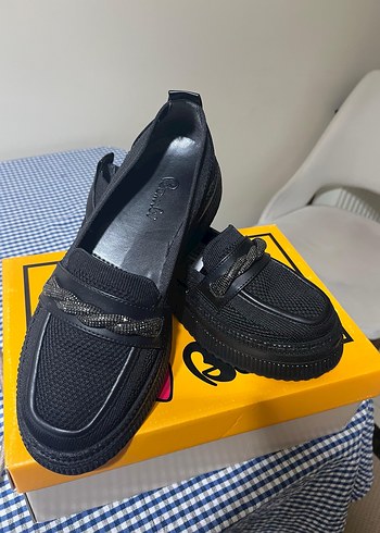 Yüksek Topuklu Siyah Yılan Desenli Kadın Loafer - Görsel 2