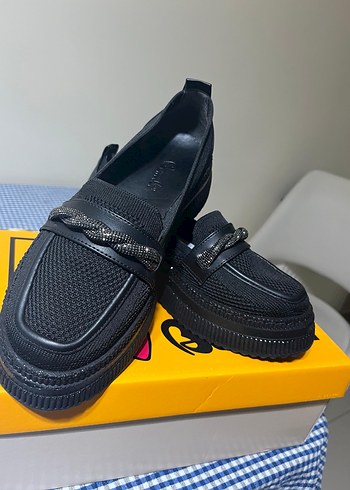 Yüksek Topuklu Siyah Yılan Desenli Kadın Loafer - Görsel 7