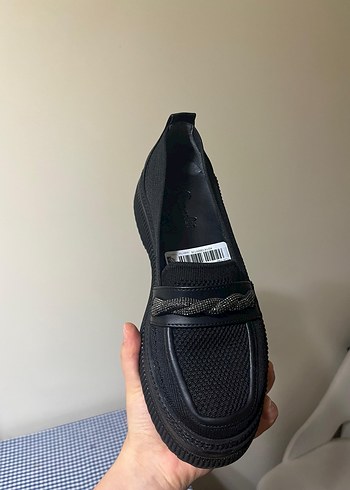 Yüksek Topuklu Siyah Yılan Desenli Kadın Loafer - Görsel 4