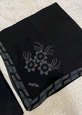 Siyah Payetli Kadın Şal - Görsel 2