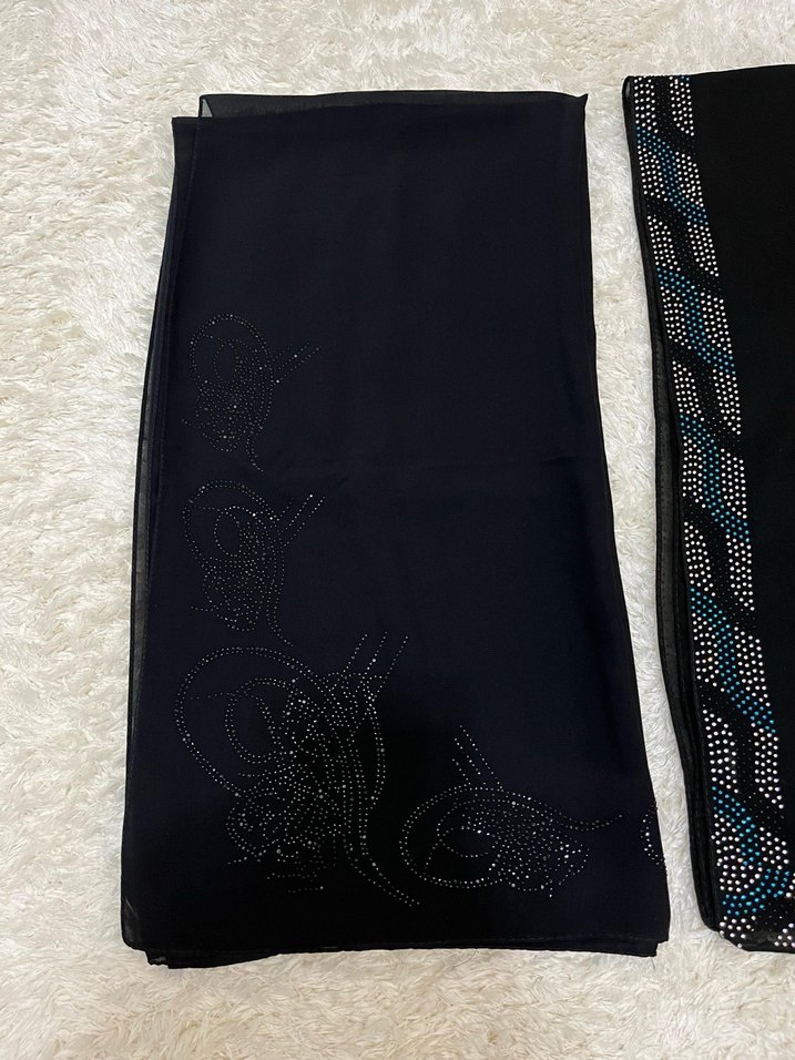 Siyah Payetli Kadın Şal - Görsel 3
