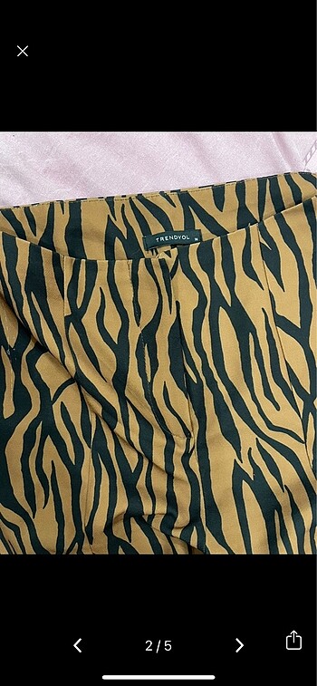 Trendyol & Milla Trendyolmilla zebra desenli pantolon