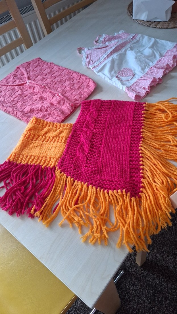 Renkli Örgü Kız Panço Püsküllü - Görsel 2