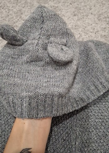 Kız Çocuk Gri Triko Boğazlı Pelerin - Görsel 3