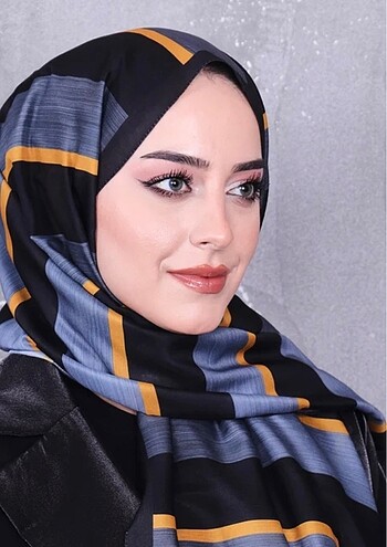 Desenli şal