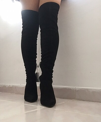 Stradivarius Stradivarius ince topuklu siyah süet çorap çizme