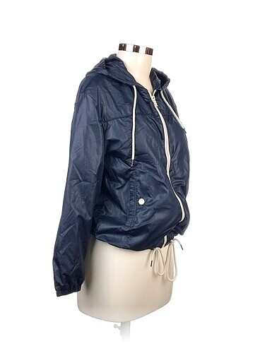 Pull and Bear Spor Dış Giyim %70 İndirimli. - Görsel 2