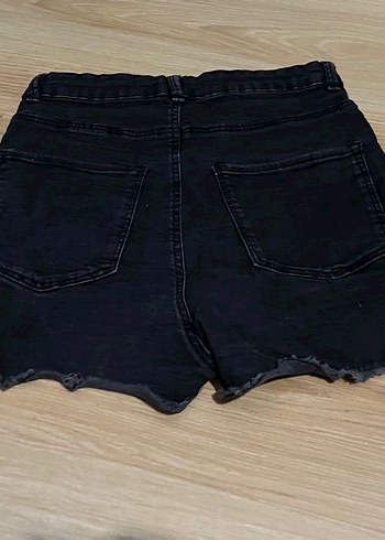 Bershka Siyah Mini Kot Şort - Görsel 2