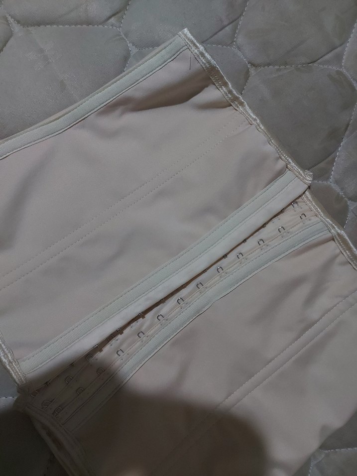 Bej Renkli Göğüs Korse - Görsel 2