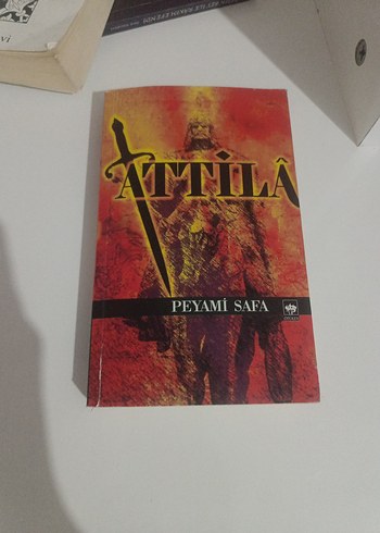 Attila - Peyami Safa Romanı