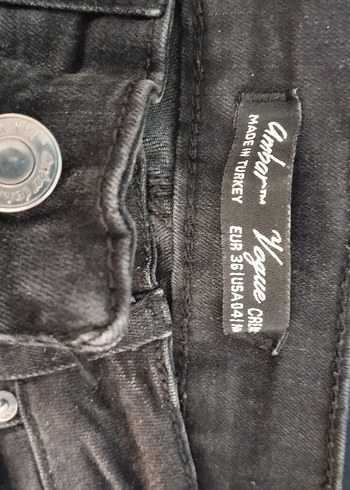 Diğer Kadın Gri Denim Yırtık Dar Kesim Midi Jean