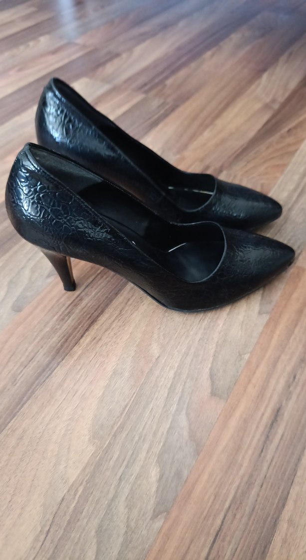 Siyah Yılan Derisi Desenli Stiletto Topuklu - Görsel 2