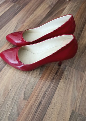 Klasik Kırmızı Rugan Stiletto Topuklu Kadın Ayakkabı - Görsel 4