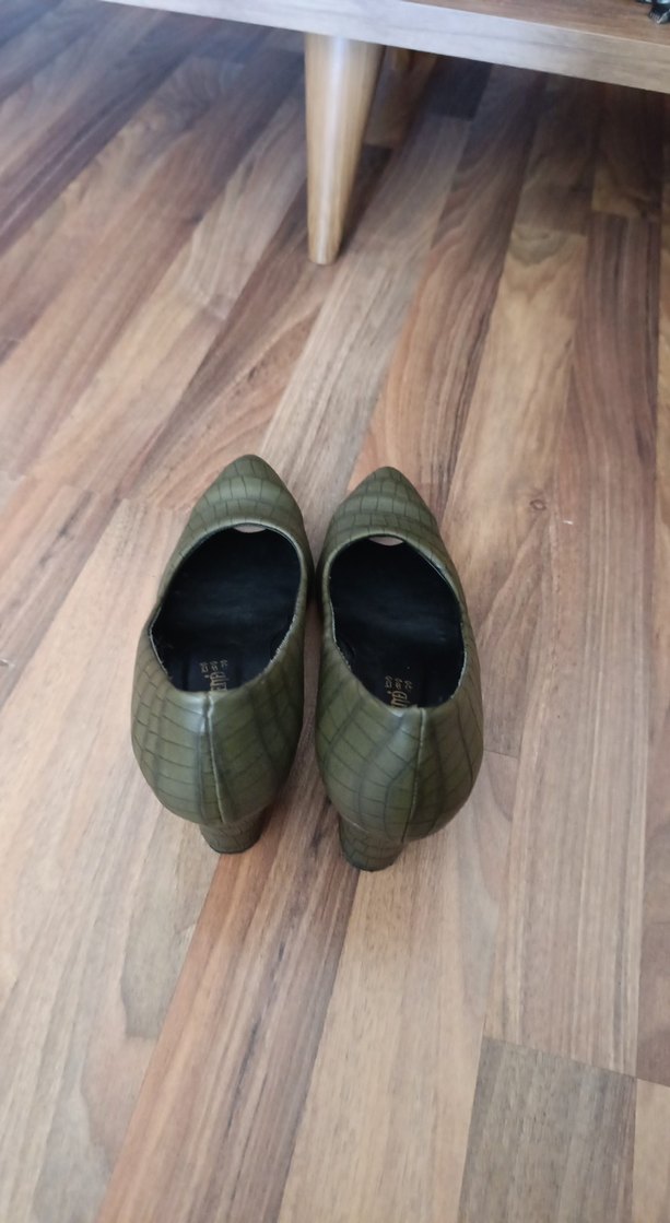 Kadın Haki Yılan Desenli Tokalı Stiletto - Görsel 3