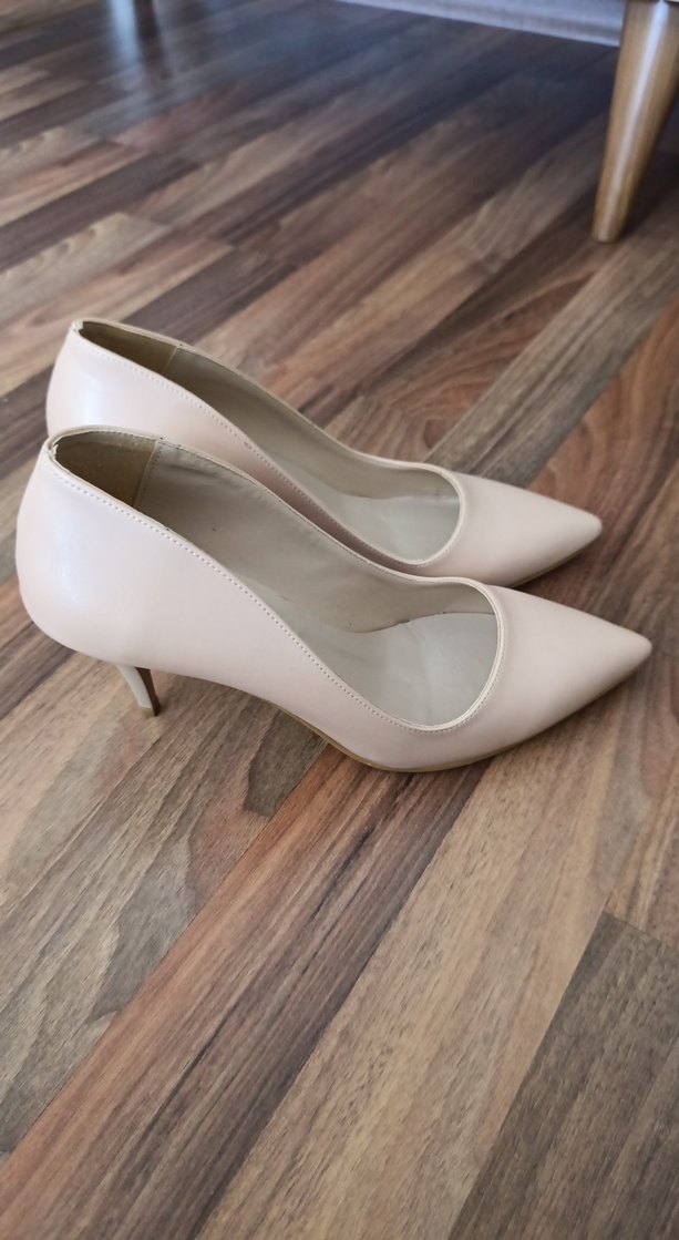 Bej Minimalist Stiletto Topuklu Kadın Ayakkabı - Görsel 2