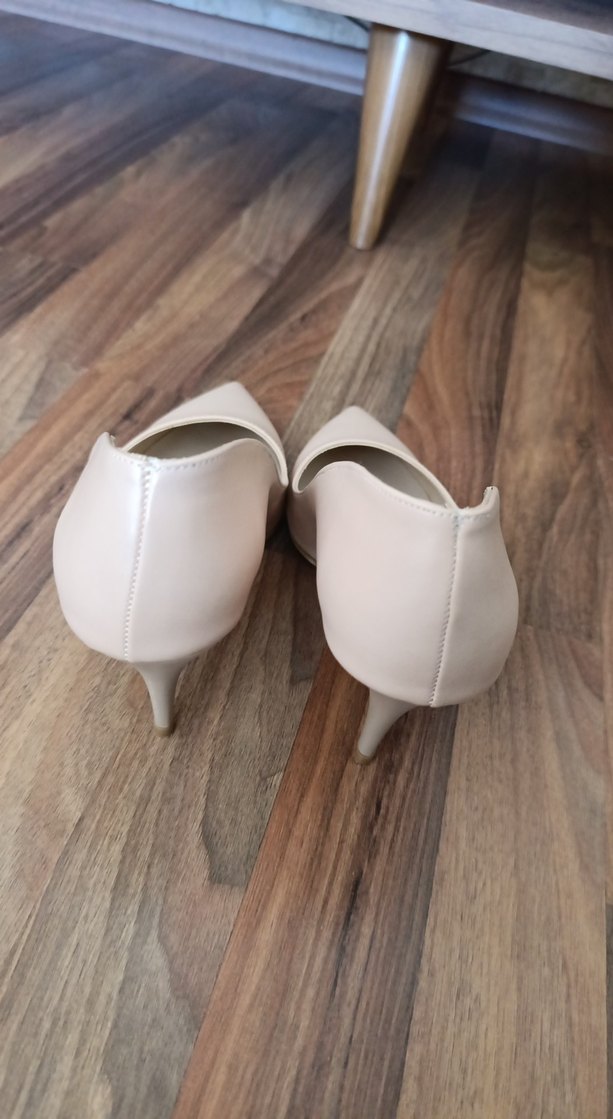 Bej Minimalist Stiletto Topuklu Kadın Ayakkabı - Görsel 3