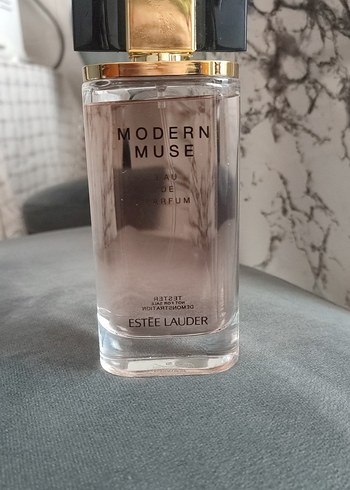  Beden Estee Lauder Modern Muse Kadın Parfümü