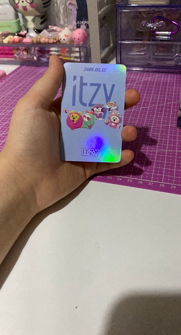 İtzy lomo kart hologramlı - Görsel 3