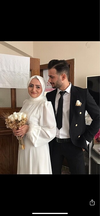 Beyaz tüylü elbise - Görsel 2