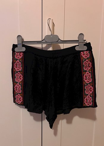 Nakışlı Siyah Bohem Kadın Mini Şort