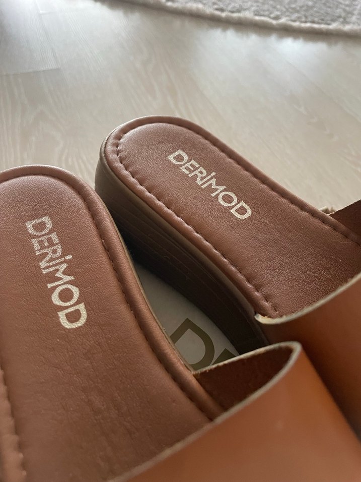 Derimod Kahverengi Deri Kadın Terlik - Görsel 2