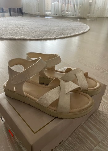 Lcw sandalet - Görsel 2