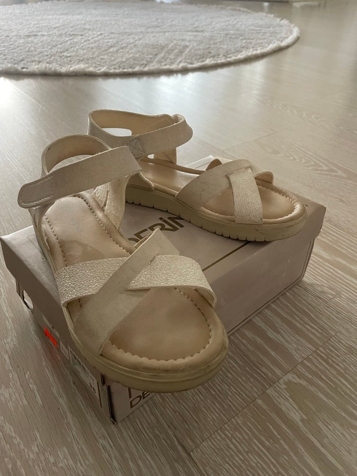 Lcw sandalet - Görsel 3