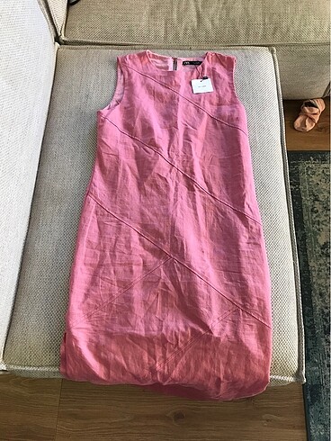 Zara keten elbise. Hiç giyilmemiş. Small beden.