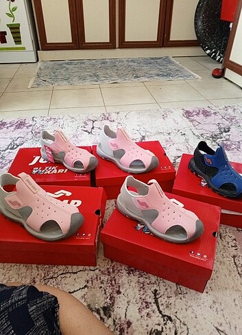 34 Beden çeşitli Renk Spor sandalet