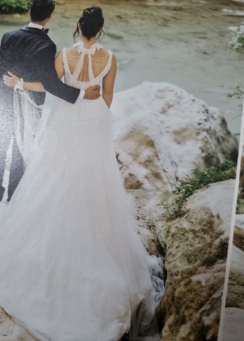 V Yakalı Beyaz A Kesim Gelinlik
