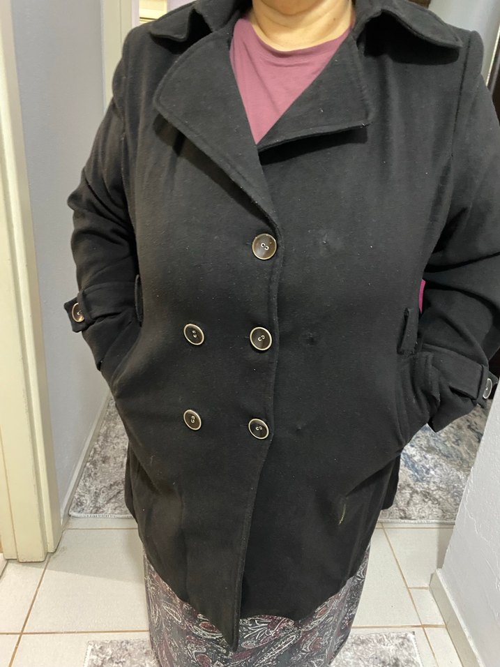 Siyah Çift Düğmeli Kaban - Görsel 3