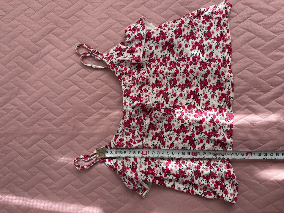 Çiçek Desenli kısa crop - Görsel 2