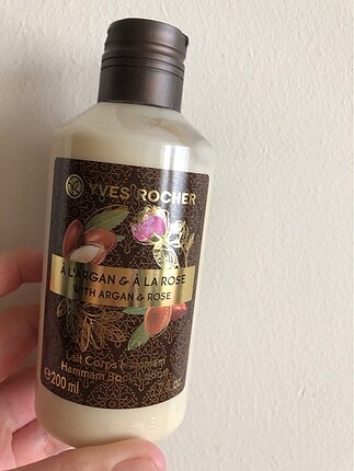 Yves Rocher Yves rocher Argan ve Gül Vücut Sütü
