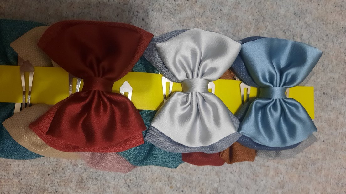 Renkli Fiyonk Detaylı Çocuk Saç Tokası - Görsel 2