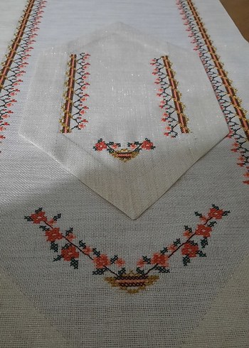 Nakışlı Beyaz Kumaş Seti - Görsel 4