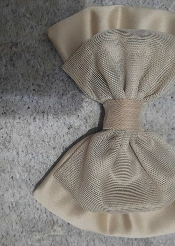 Nakışlı Kurdeleli Bej Çocuk Saç Tokası - Görsel 2