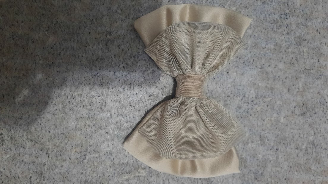 Nakışlı Kurdeleli Bej Çocuk Saç Tokası - Görsel 2