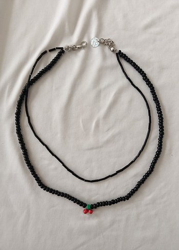 American Vintage Siyah Kiraz Boncuklu Mini Kolye
