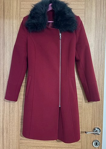 Siyah Kürklü Bordo Kaban