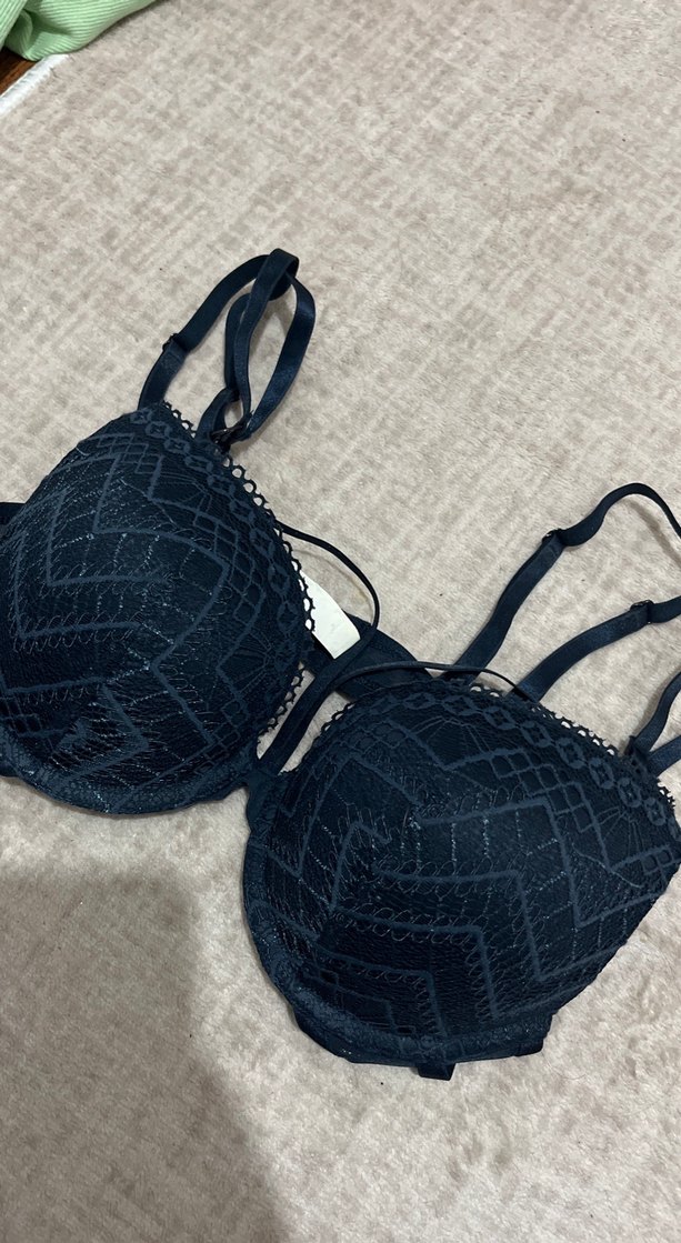 Lacivert Gotik Dantel Detaylı Sütyen 80B beden - Görsel 2