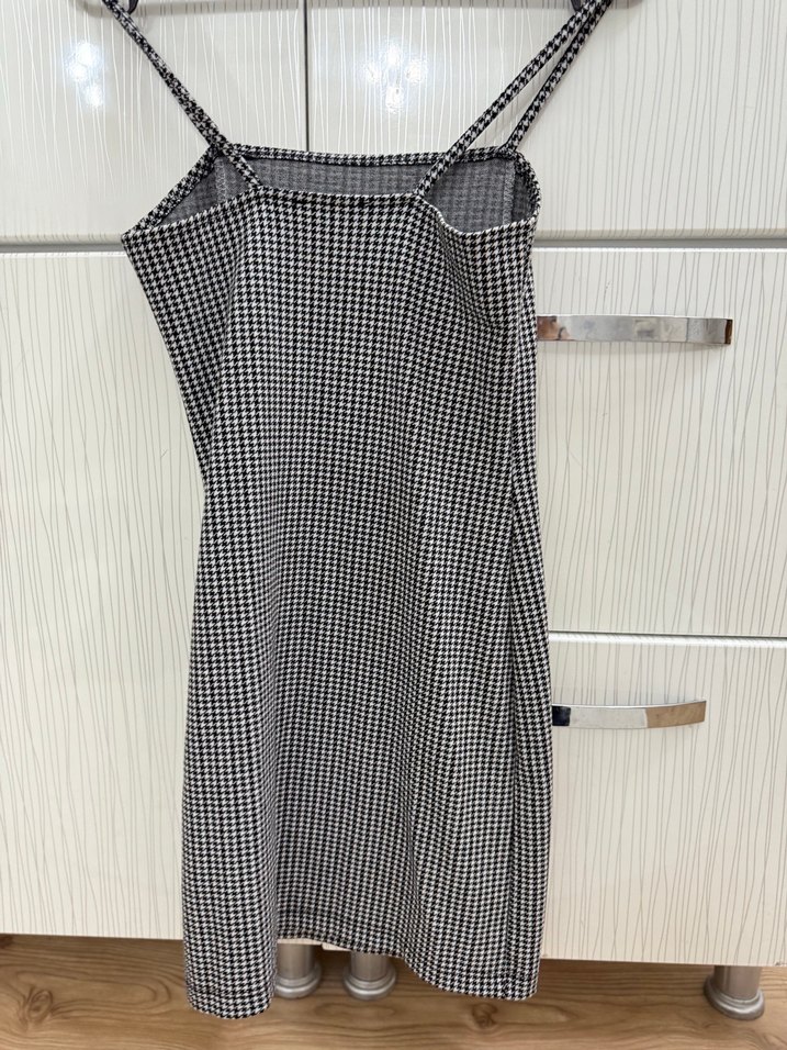 Gri Kareli İnce Askılı Midi Elbise - Görsel 2