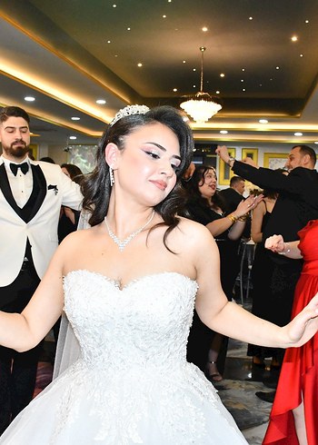 38 Beden beyaz Renk Prenses Gelinlik