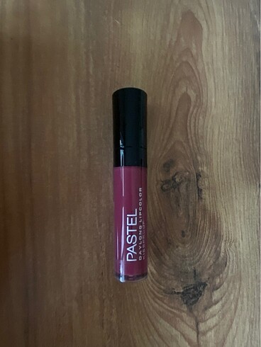 Pastel mat likit ruj