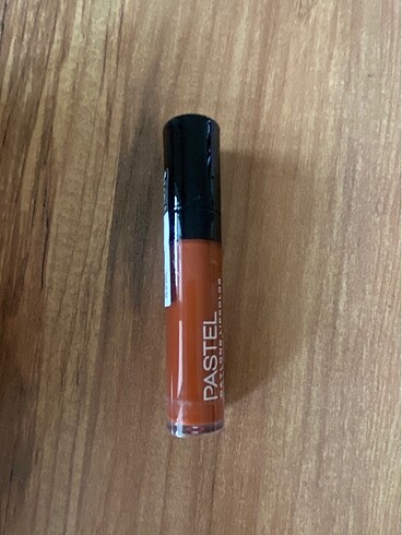 Pastel mat likit ruj