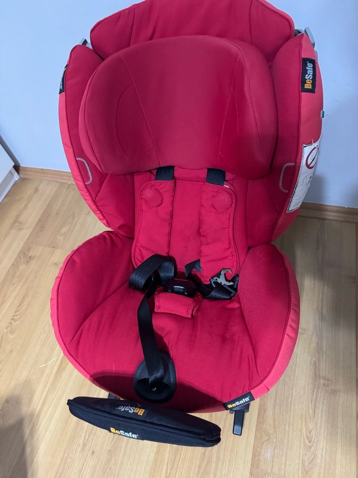 Koyu Kırmızı BeSafe Çocuk Oto Koltuğu - Görsel 3