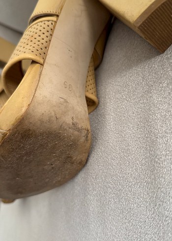 Bej Deri Kadın Dolgu Topuklu Sandalet - Görsel 5