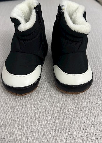 Kürklü Erkek Bebek Botu Siyah Beyaz - Görsel 2