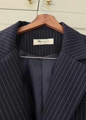 Diğer Kadın Siyah Çizgili Keten Blazer Ceket