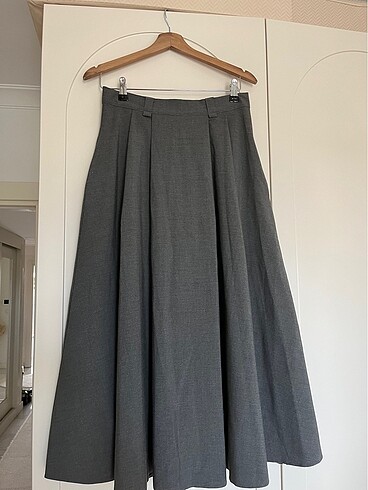 Tailor?s Room gri pileli etek